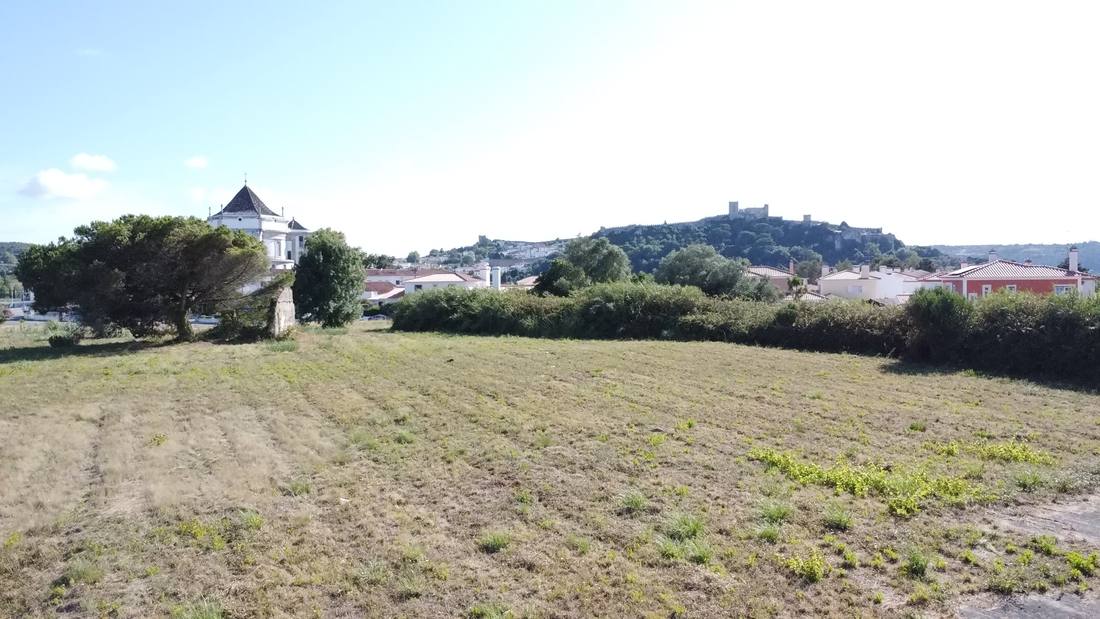 O terreno em Óbidos